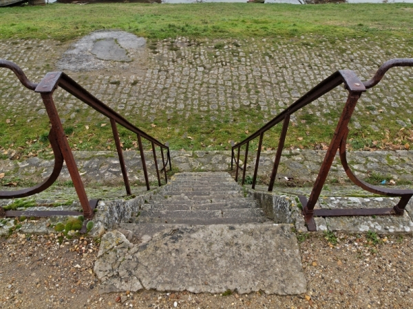 Vers la Loire à Chateauneuf.jpg